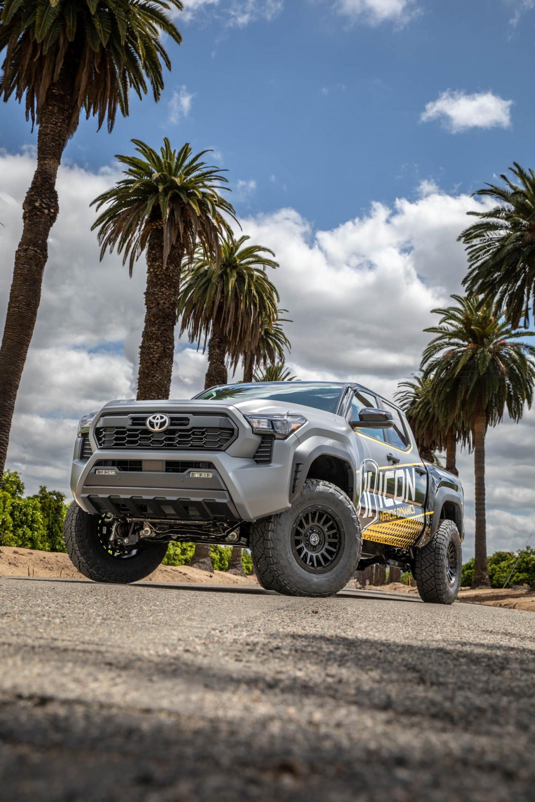 ICON 2024-2026 Toyota Tacoma, 0-1" Lift, Rear, V.S. 2.0 Aluminum Series Shock Absorber, Internal Reservoir — photo 1 of 1