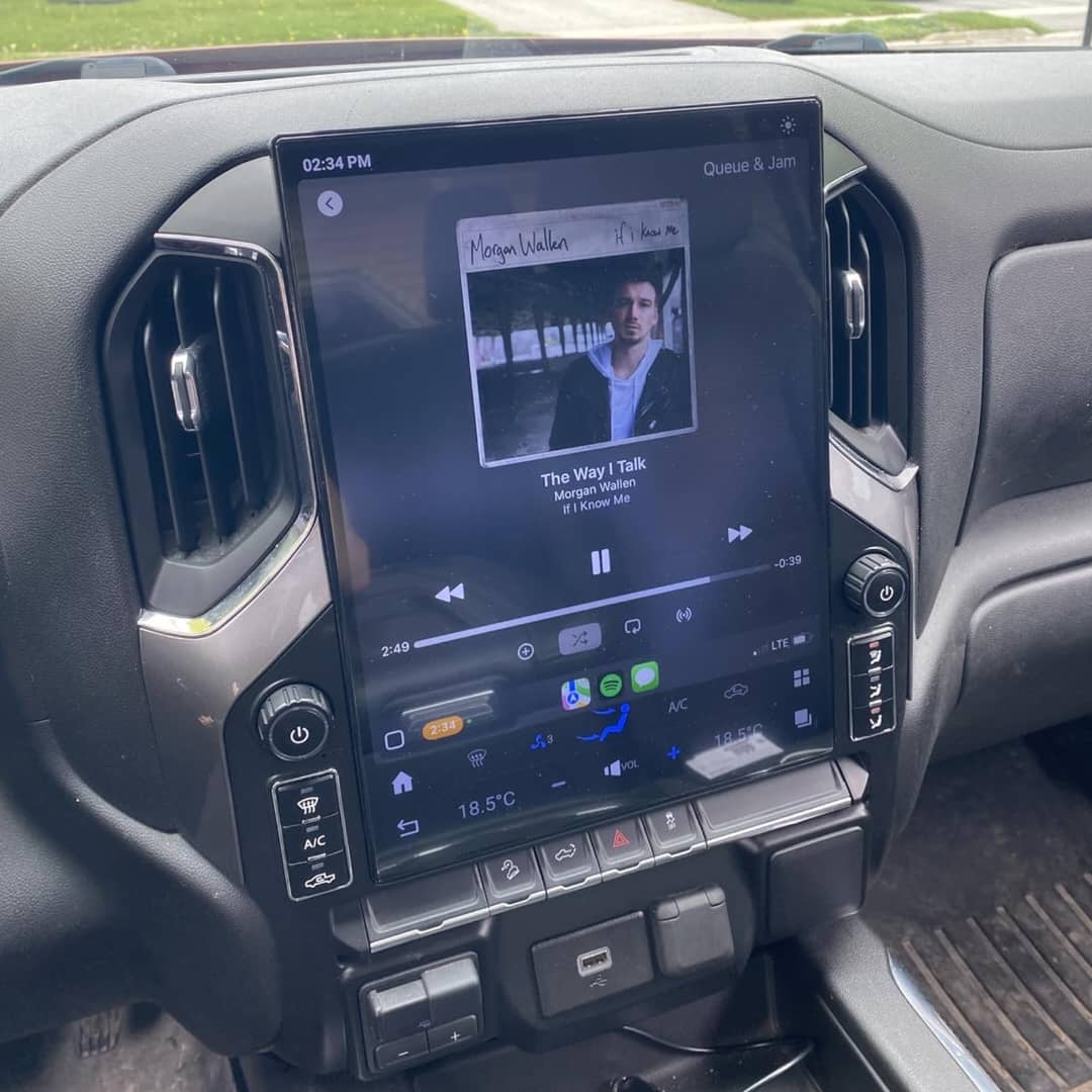 GMC Sierra & Denali 1500 Tesla Style Screen 2019-2026 – photo 2 of 10